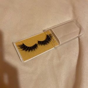 Mink lashes